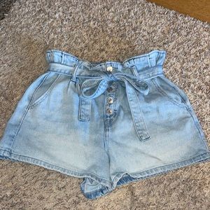 American Eagle mom shorts